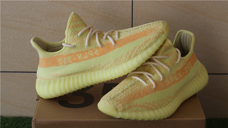 Adidas Yeezy Boost 350 V2 Yellow